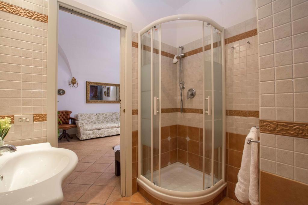 Quattro Cantoni R-Home روما الغرفة الصورة